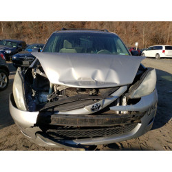 2009 TOYOTA SIENNA