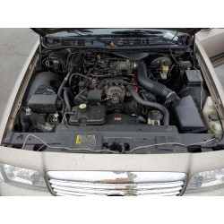2003 FORD CROWN VIC