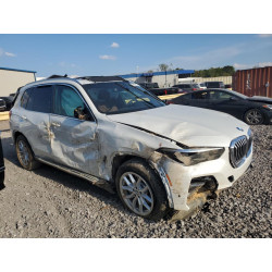 2022 BMW X5 5UXCR6C08N9N03097 69002523