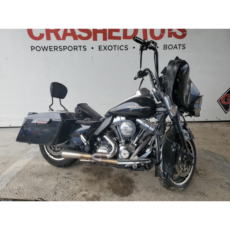 2011 HARLEY-DAVIDSON FL
