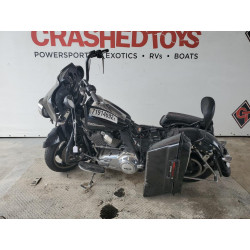 2011 HARLEY-DAVIDSON FL