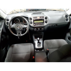 2011 VOLKSWAGEN TIGUAN