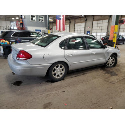 2006 FORD TAURUS